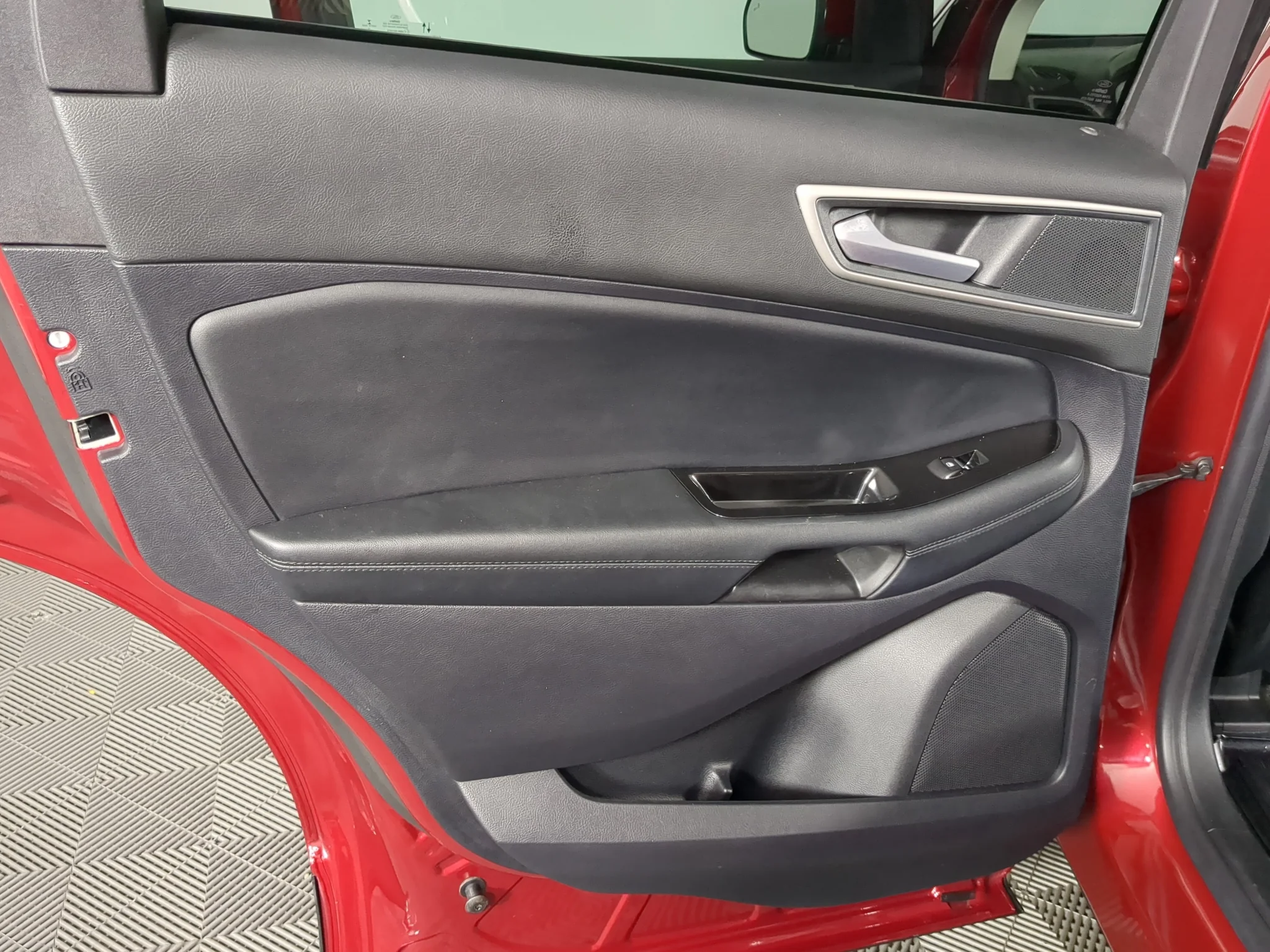 Used 2020 Rapid Red Metallic Tinted Clearcoat Ford SEL image 16