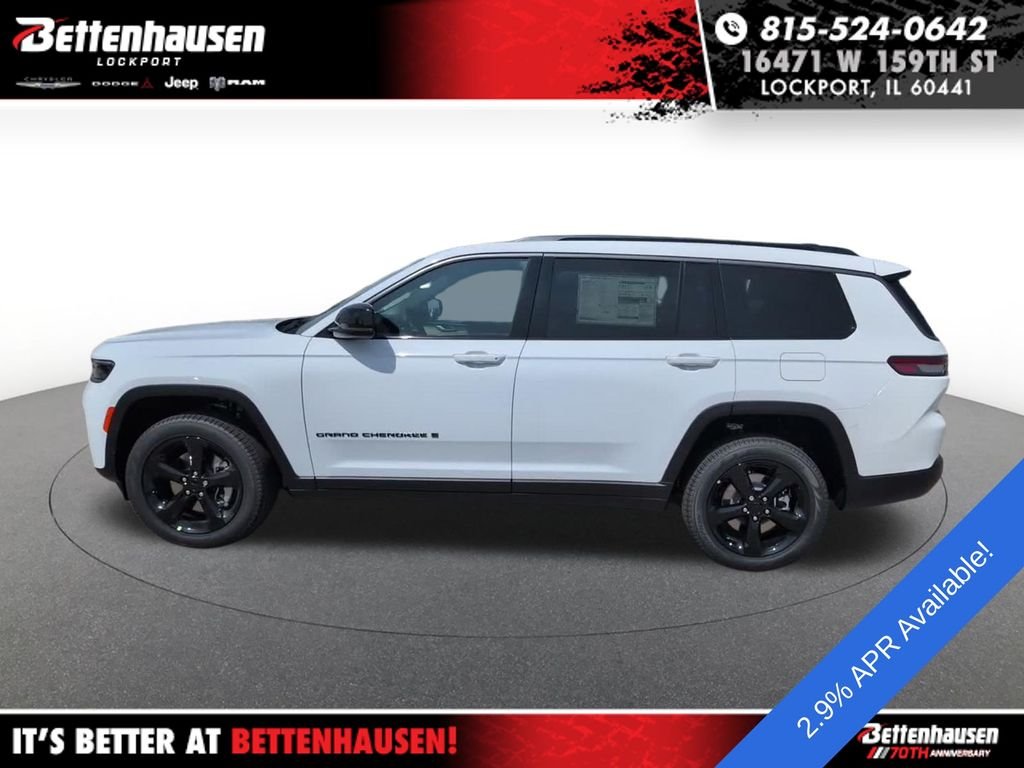 New 2026 White Jeep  image 10