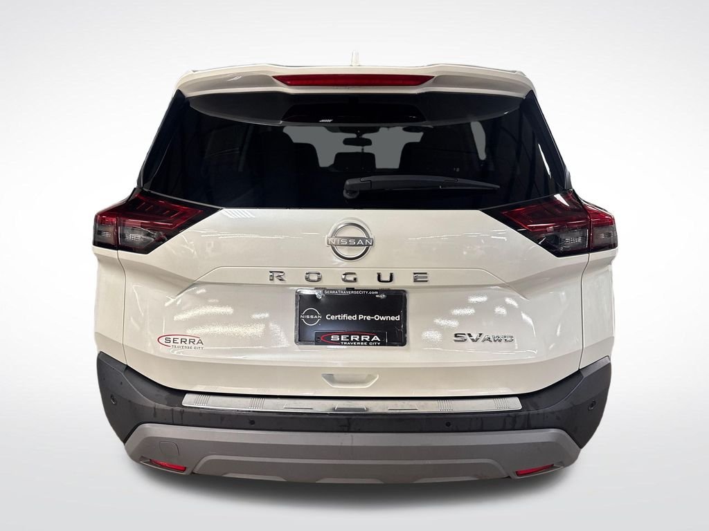 Certified Used 2023 Pearl White Nissan SV image 4