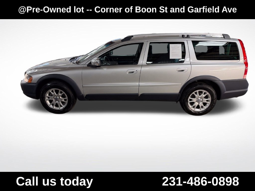 Used 2007  Volvo 2.5T image 2
