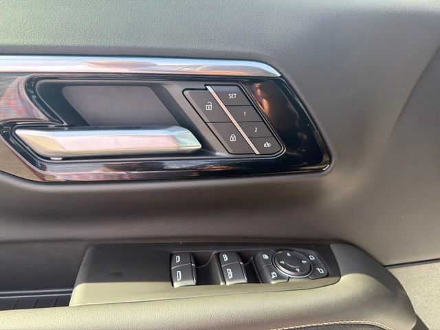 2026 Chevrolet Tahoe Premier - Photo 14