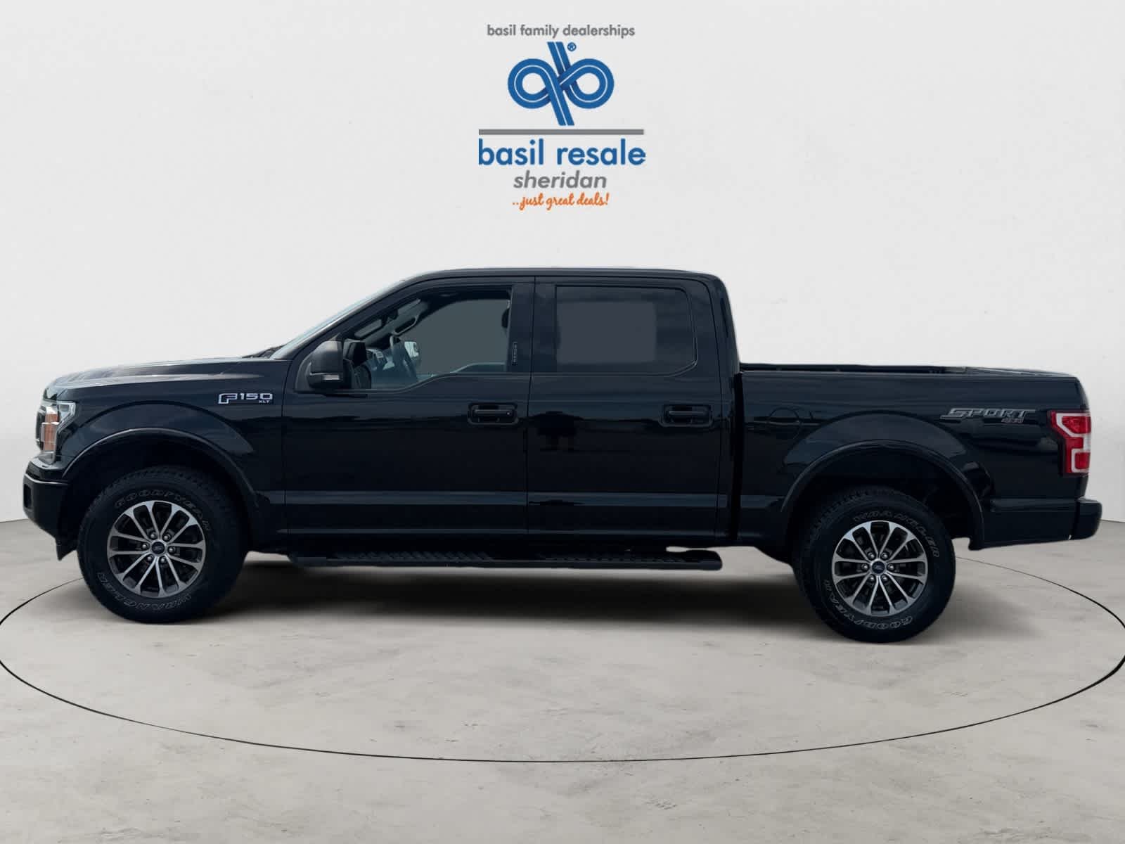 Used 2019 Agate Black Ford XLT image 3