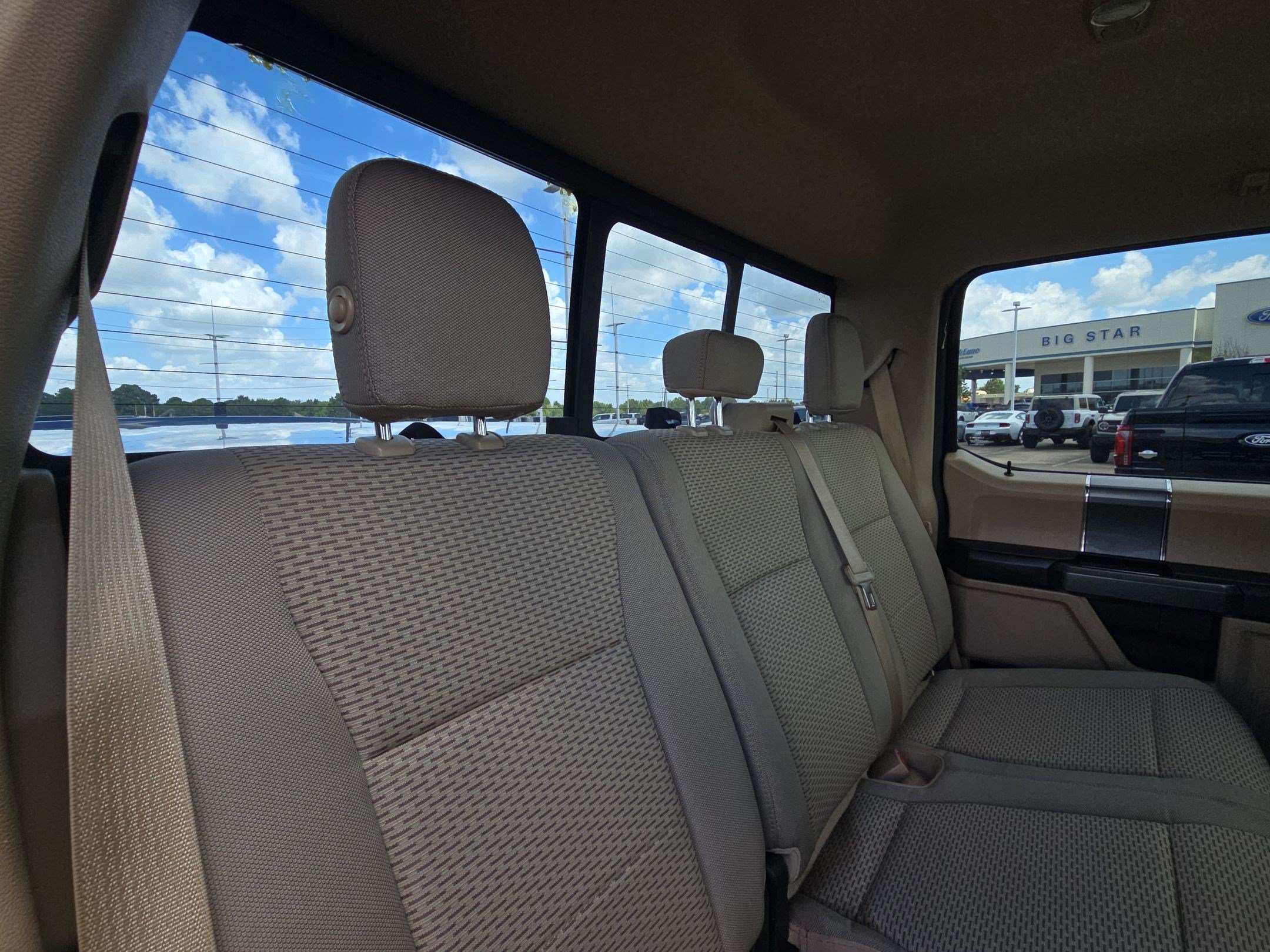 Used 2015 Blue Jeans Metallic Ford XLT image 25