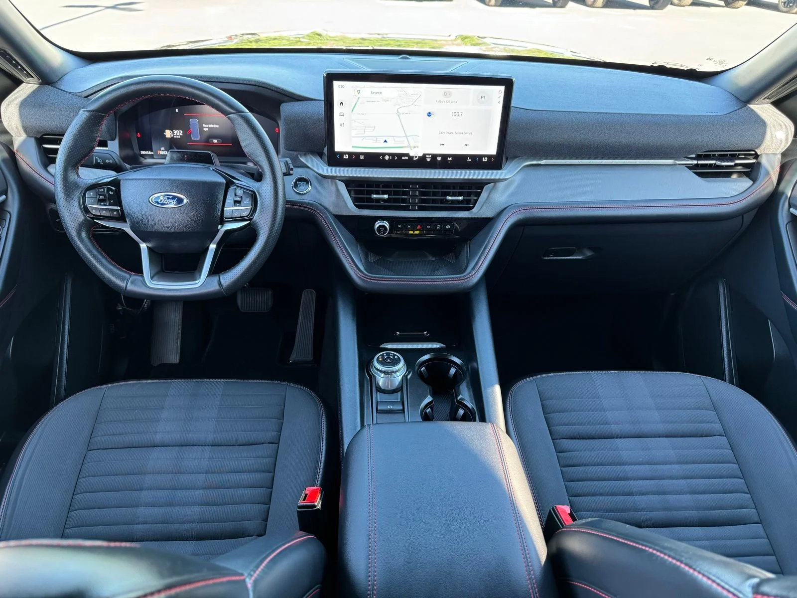 Used 2025 Gray Ford ST-Line image 30