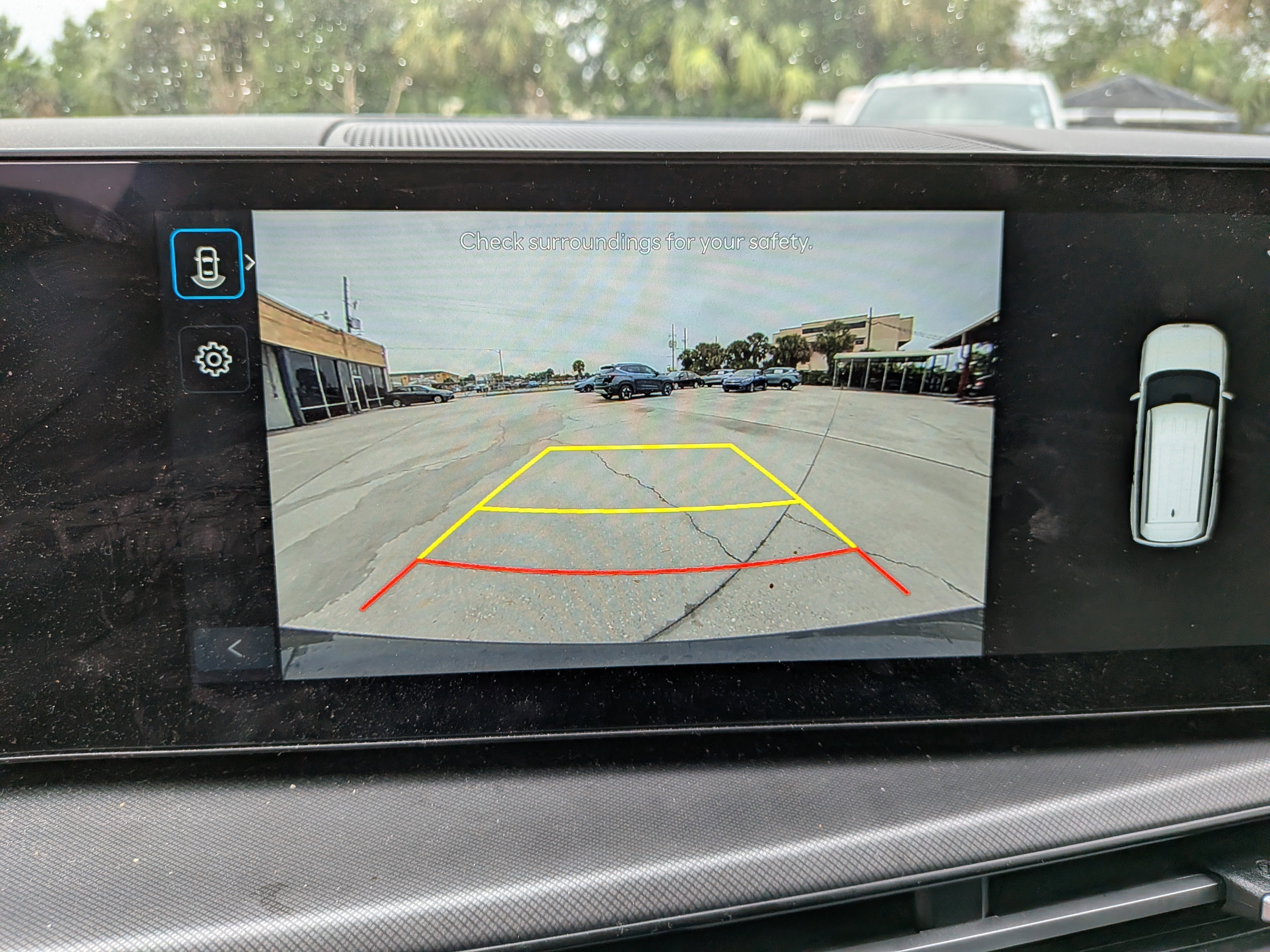 Used 2025 Hampton Gray Hyundai SE image 15