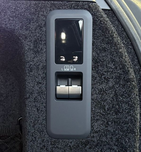 2025 Land Rover Range Rover SE - Photo 39