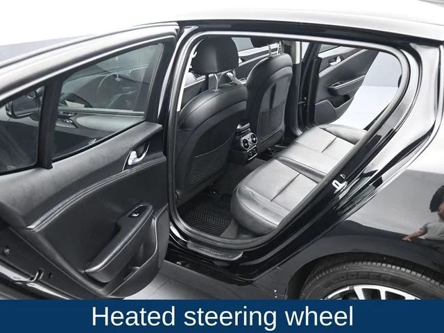 Used 2019 Black Kia Base image 16