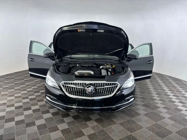 Used 2019 Black Buick Essence image 14