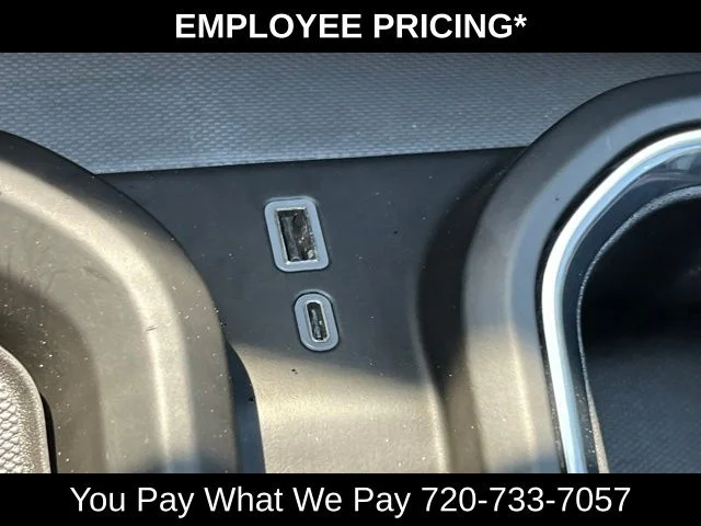 Used 2024 Silver GMC Denali image 35