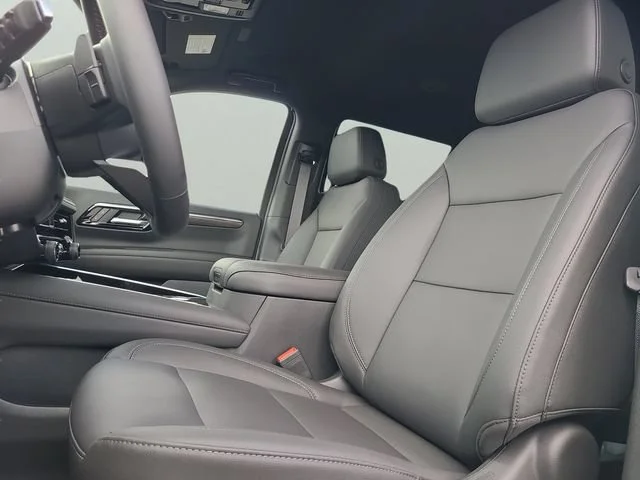 New 2026 Black Chevrolet Z71 image 25