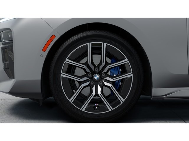 New 2026 Frozen Pure Grey Metallic BMW 760i xDrive image 7