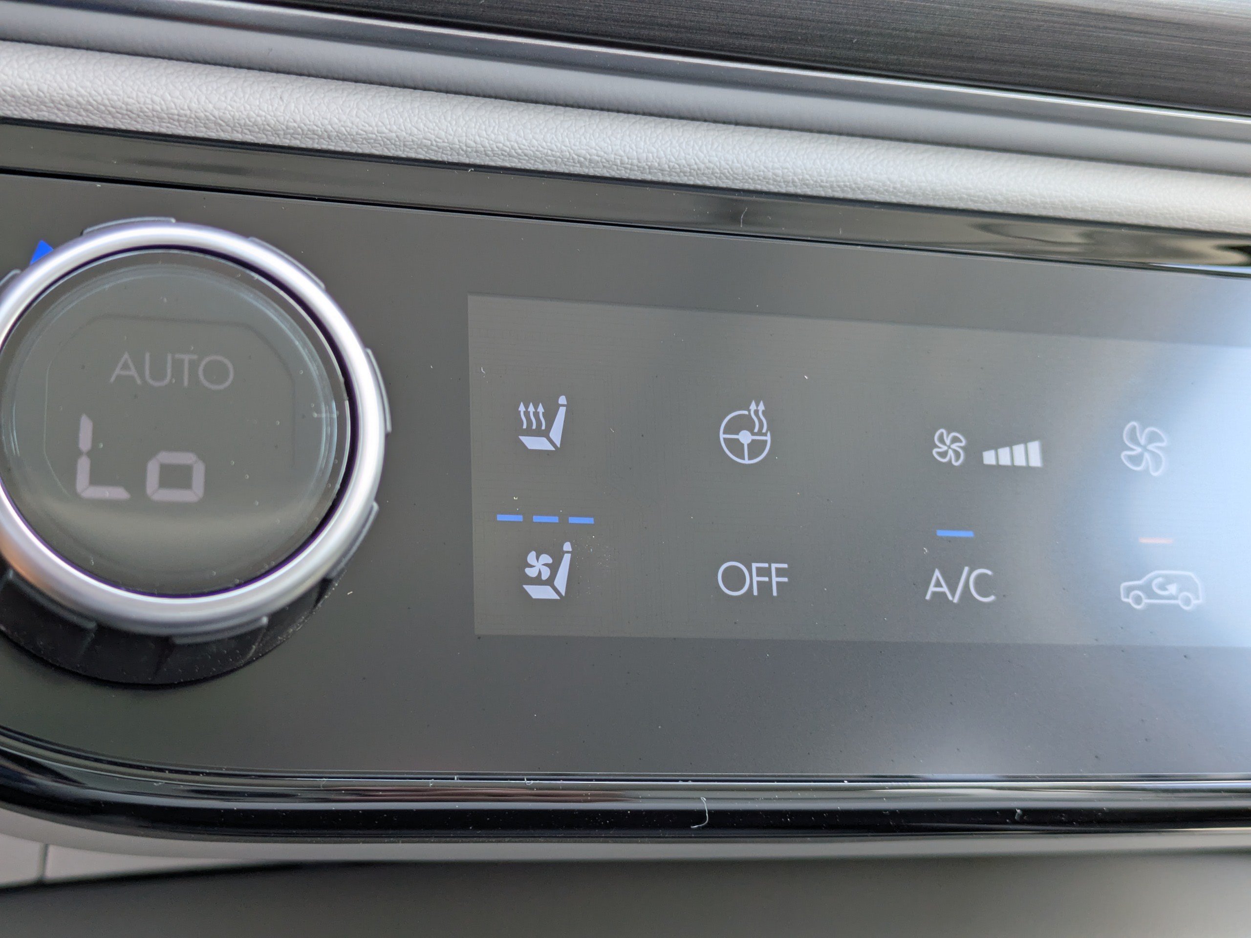 New 2026 Creamy White Pearl Hyundai SEL Premium FWD image 23
