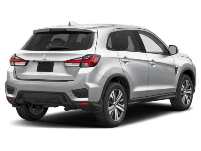 New 2026 Mercury Gray Metallic Mitsubishi SE image 5