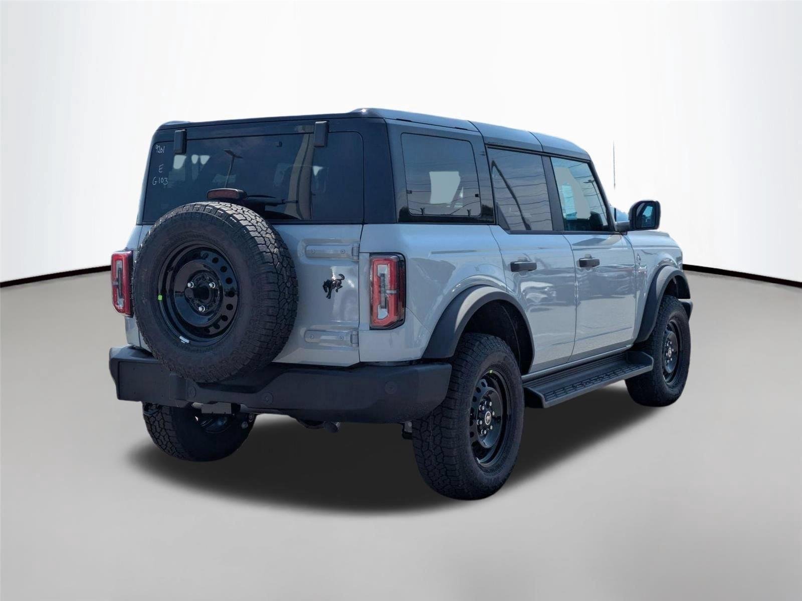 New 2026 Avalanche Gray Ford Outer Banks® image 5