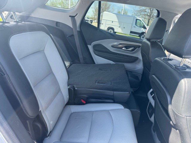Used 2024 White Frost Tri-Coat GMC SLT image 33