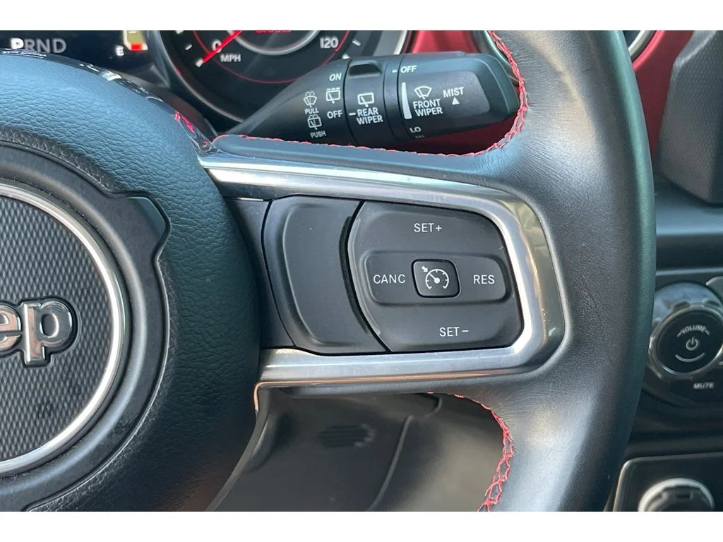 Used 2022 Bright White Clearcoat Jeep Unlimited Rubicon image 37