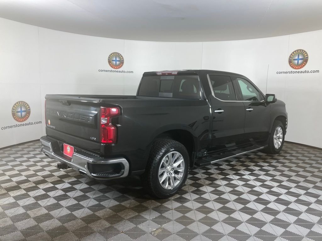Used 2019 Black Chevrolet LTZ image 18