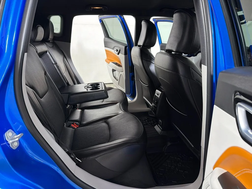 Used 2023 Blue Jeep Limited image 22
