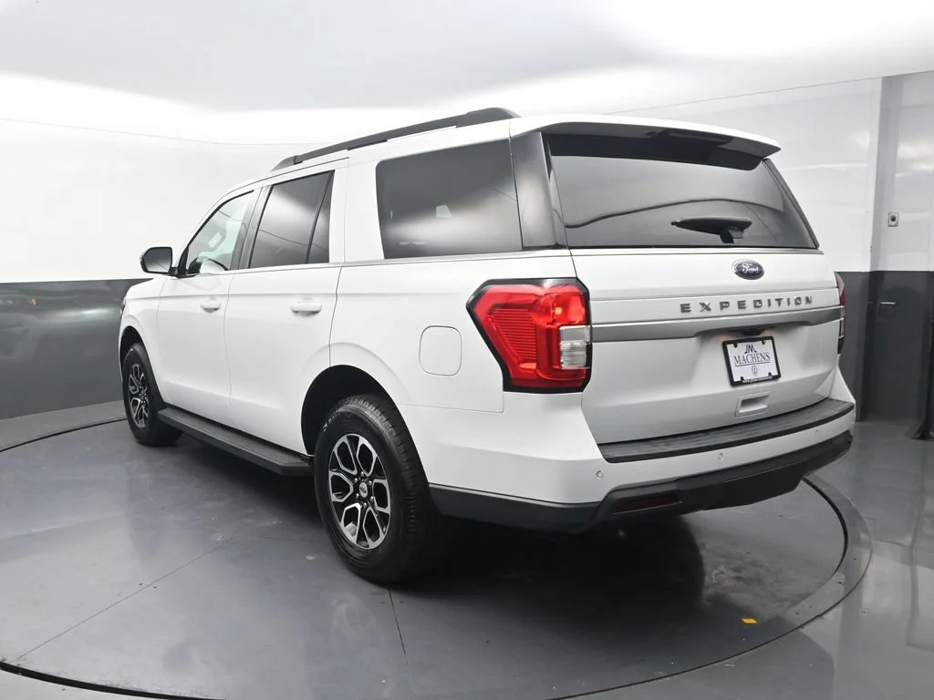 Used 2022 White Ford XL image 8