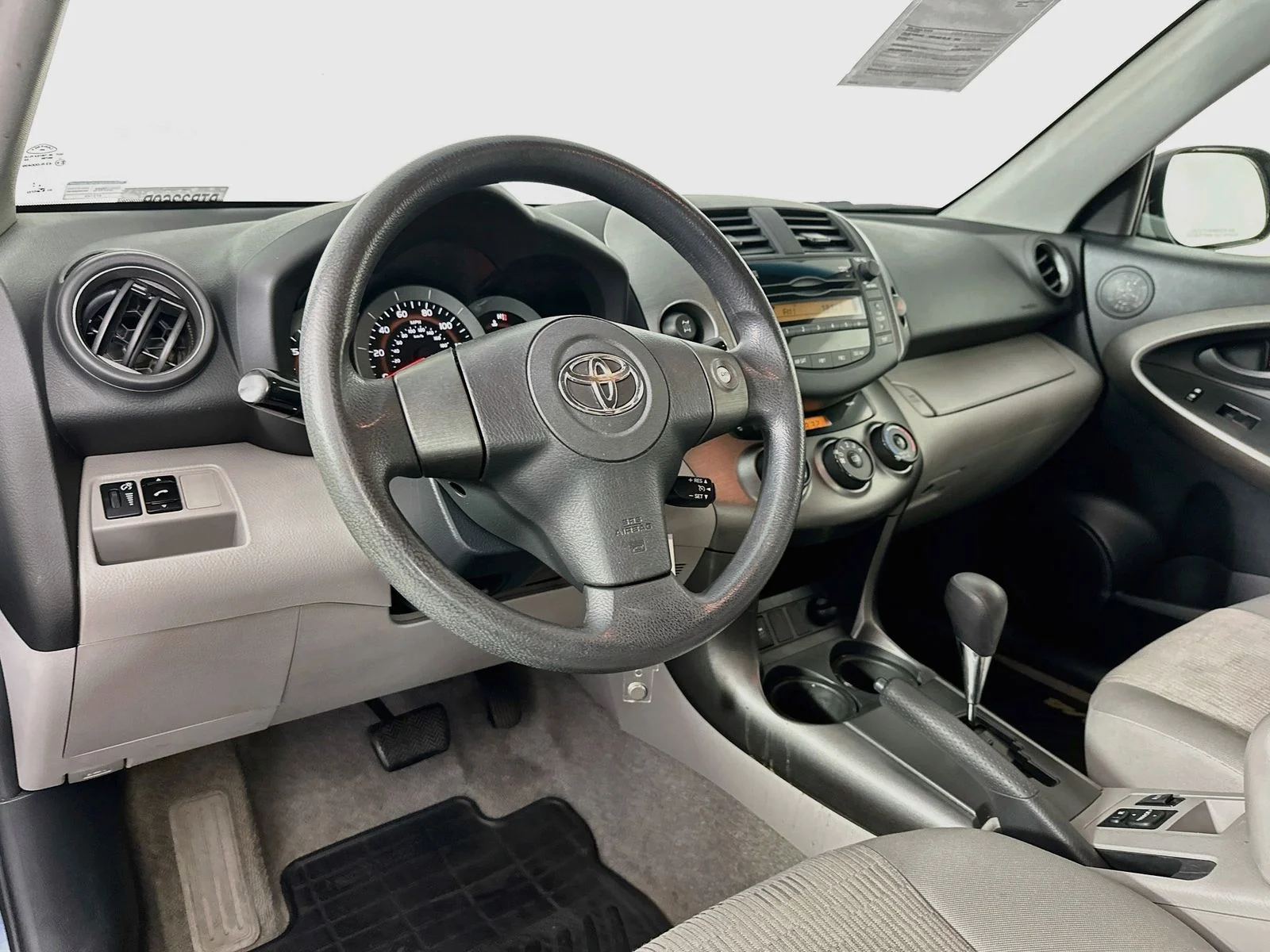 Used 2009 Pacific Blue Metallic Toyota Base image 9