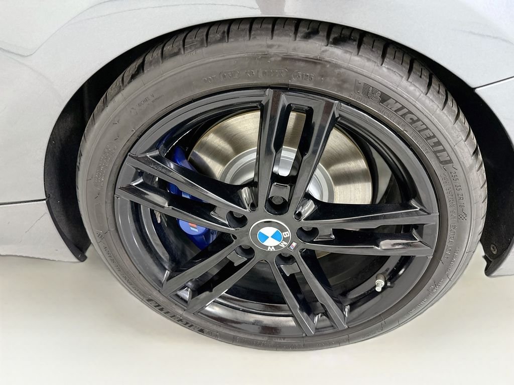 Used 2018 Mineral Gray Metallic BMW M240i xDrive image 28