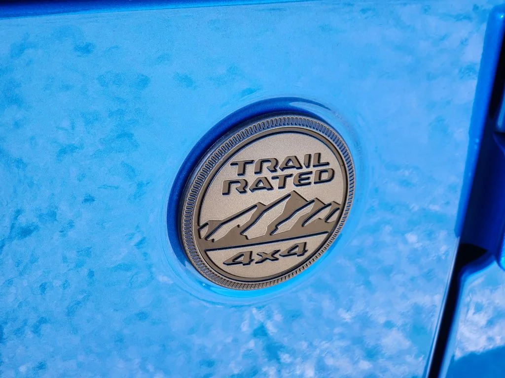 New 2026 Hydro Blue Pearl-Coat Exterior Paint Jeep Sport image 9