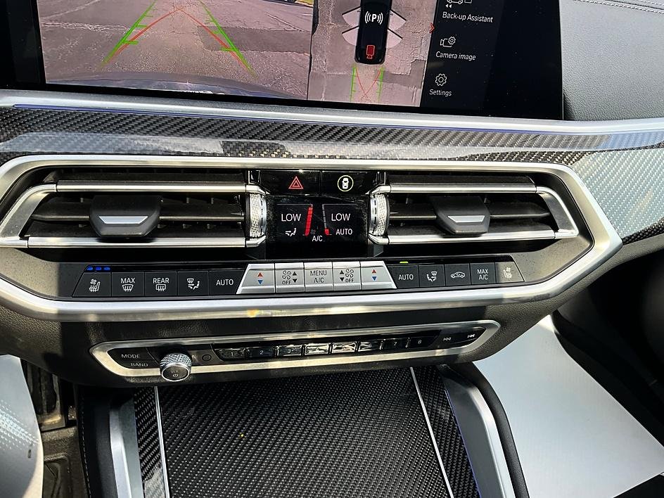 Used 2023 Black BMW M50i image 20