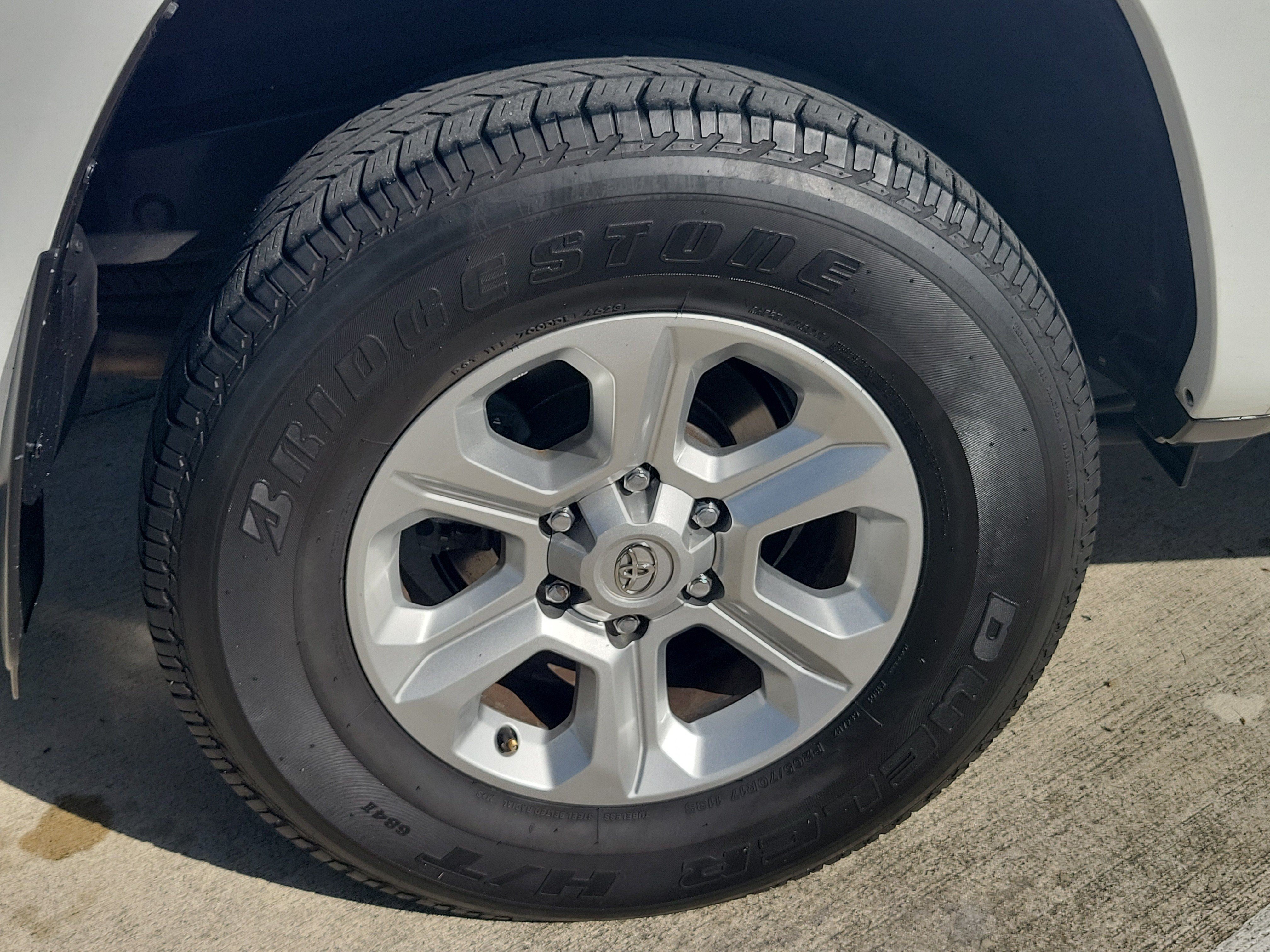 Used 2024 Ice Toyota SR5 image 8