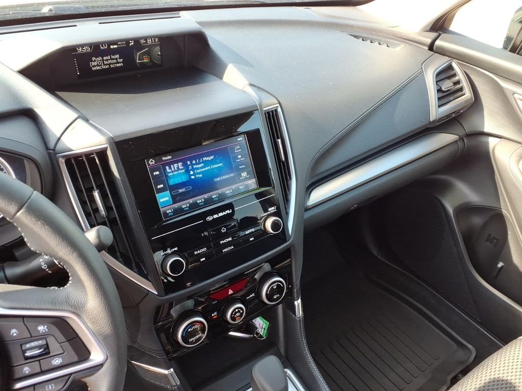 Used 2024 Crystal White Pearl Subaru Premium image 8