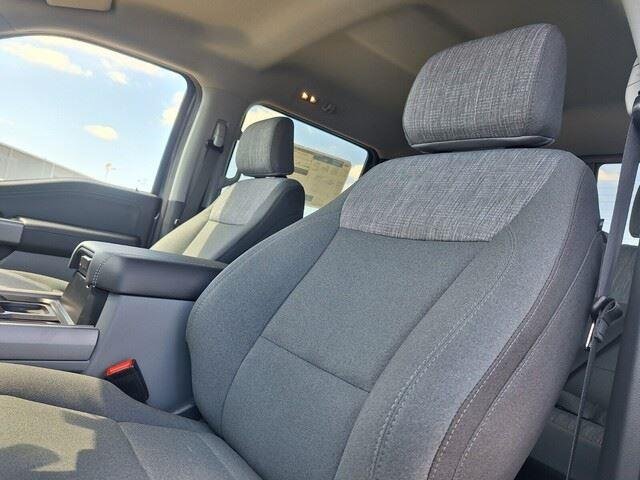 New 2026 Carbonized Gray Metallic Ford F-250® XLT image 11