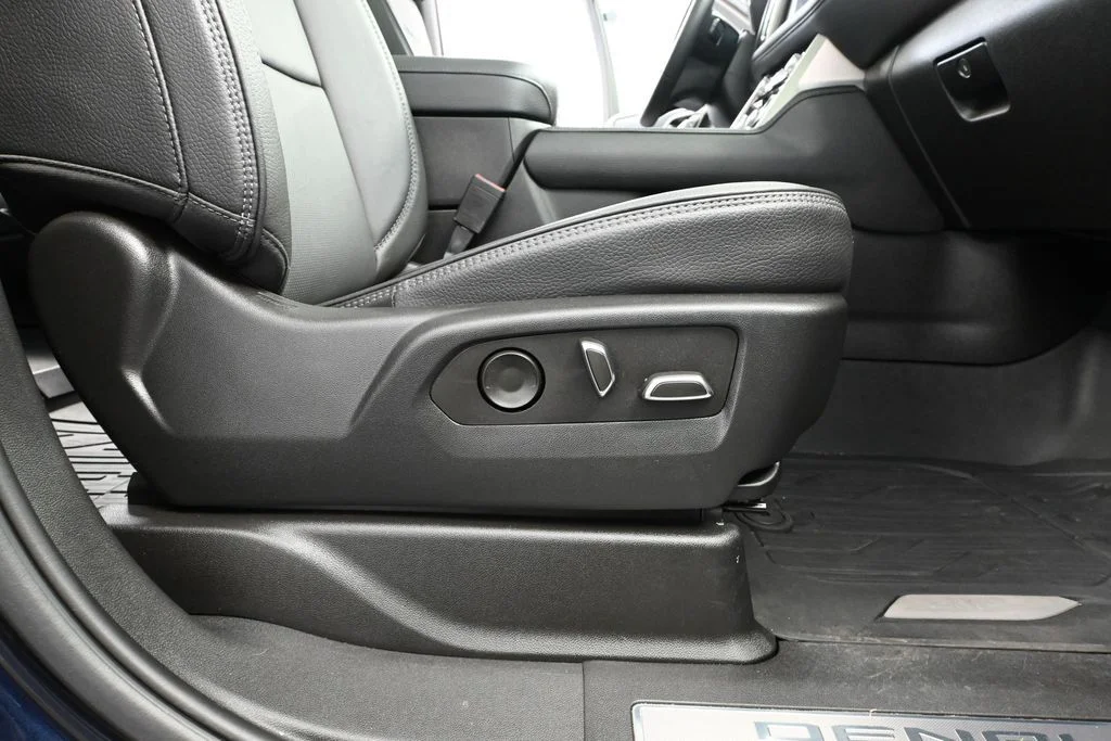 2023 GMC Yukon Denali - Photo 61