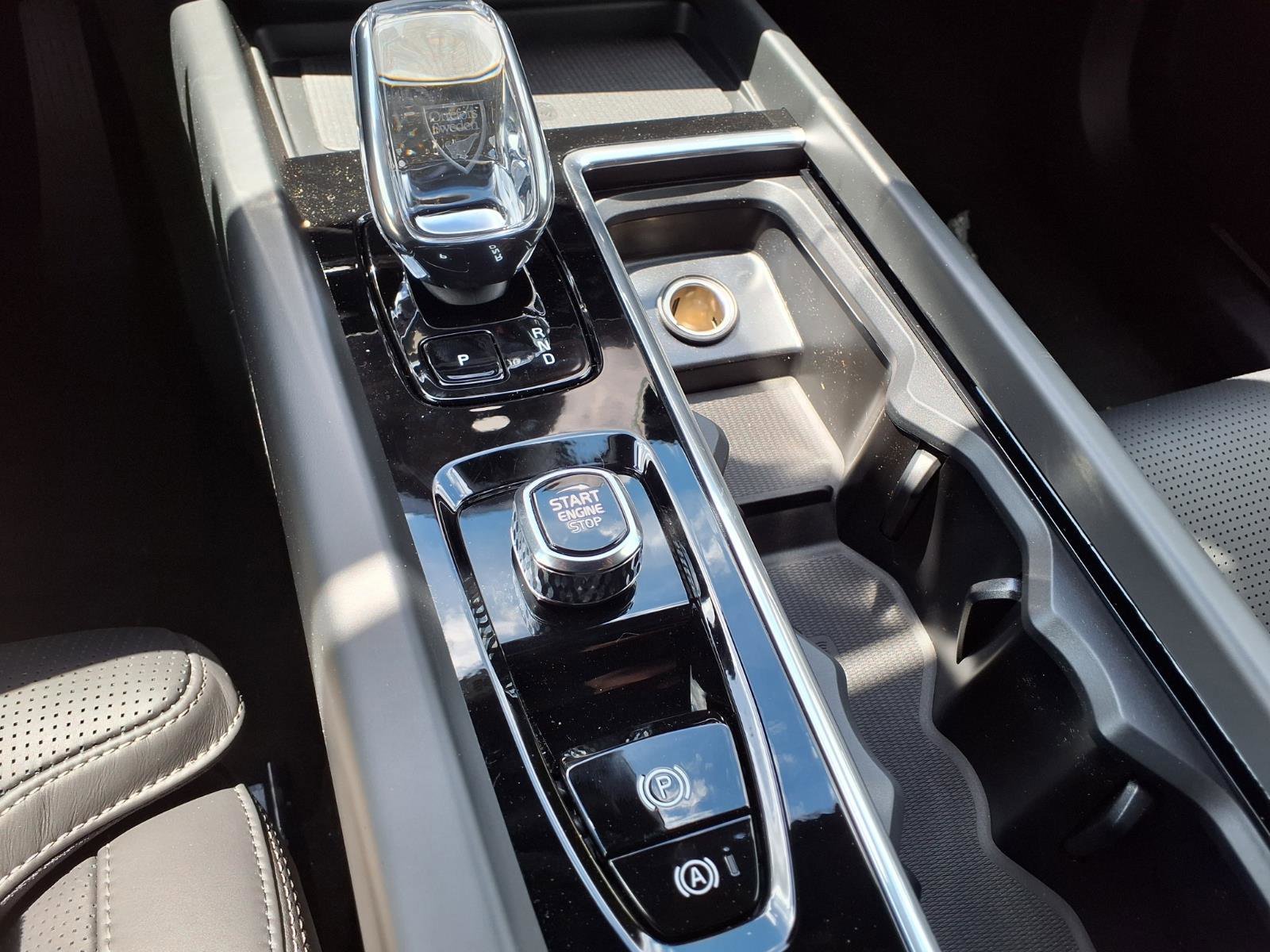New 2026 Onyx Black Volvo Ultra image 10