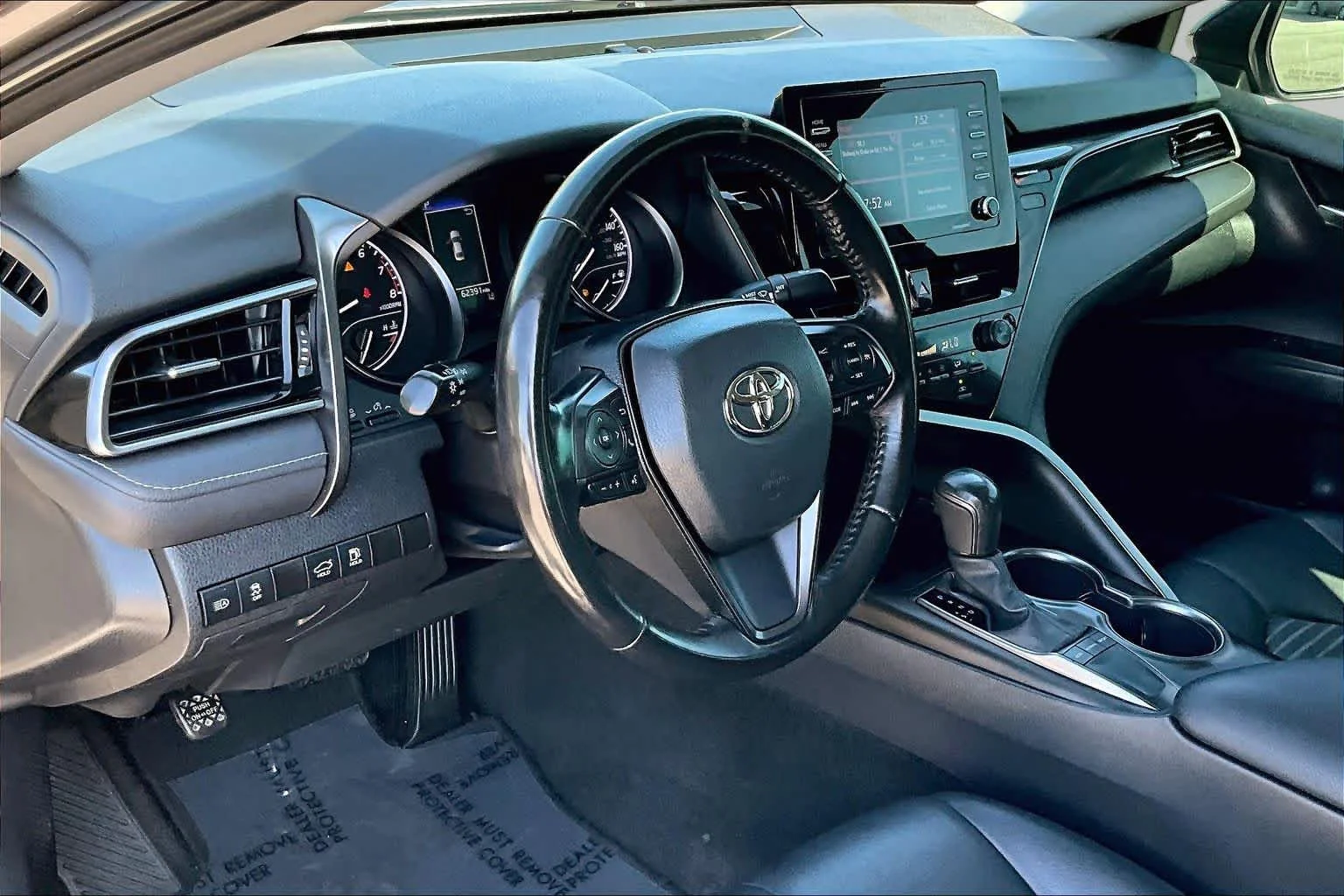 Used 2023 PREDAWN GRAY MICA Toyota SE Nightshade image 16