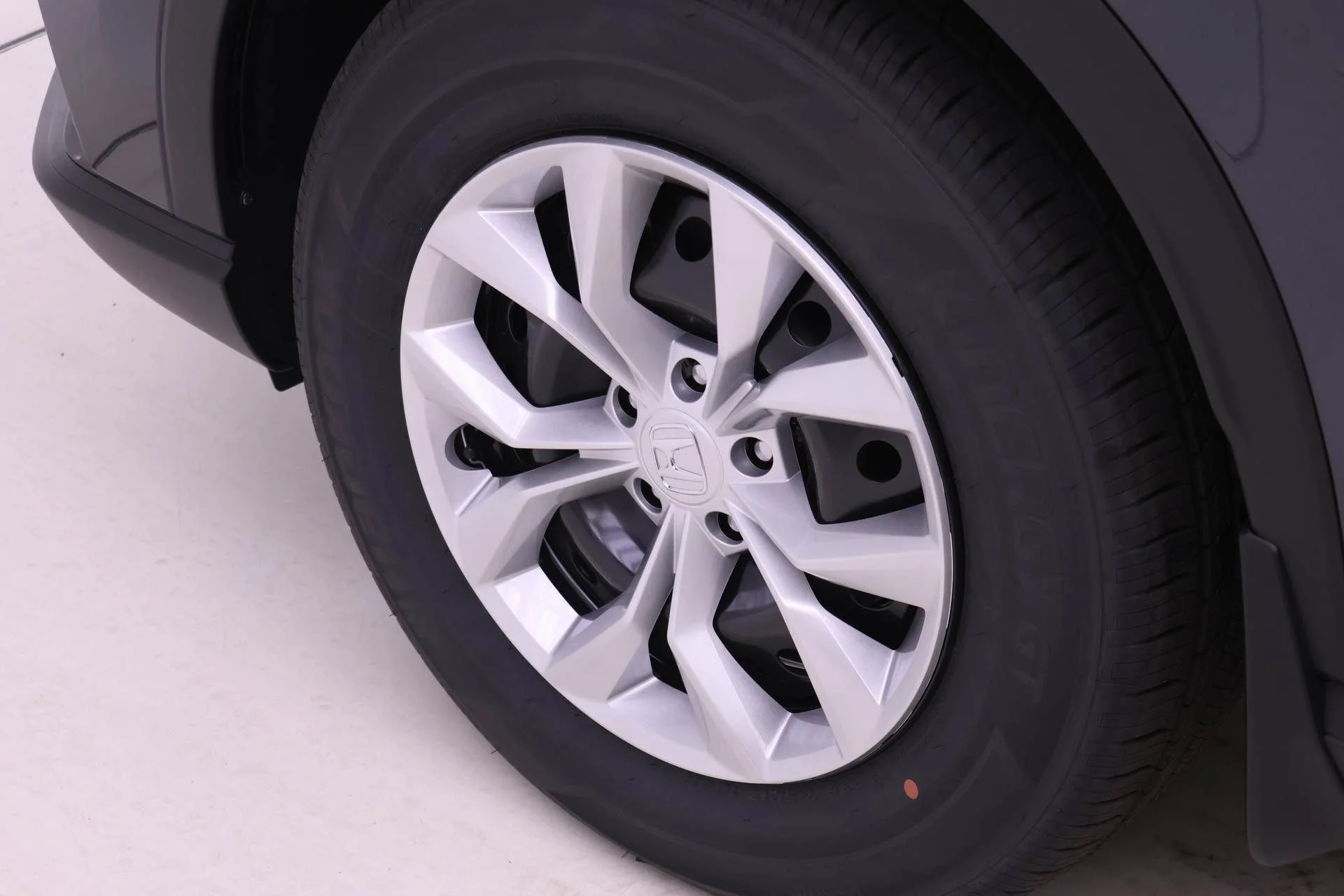 New 2026 Meteorite Gray Metallic Honda LX image 16