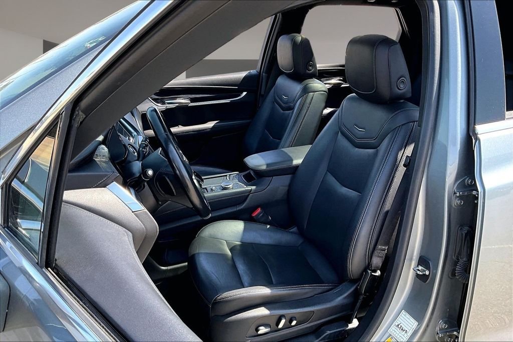 Used 2023 Silver Cadillac Premium Luxury image 27