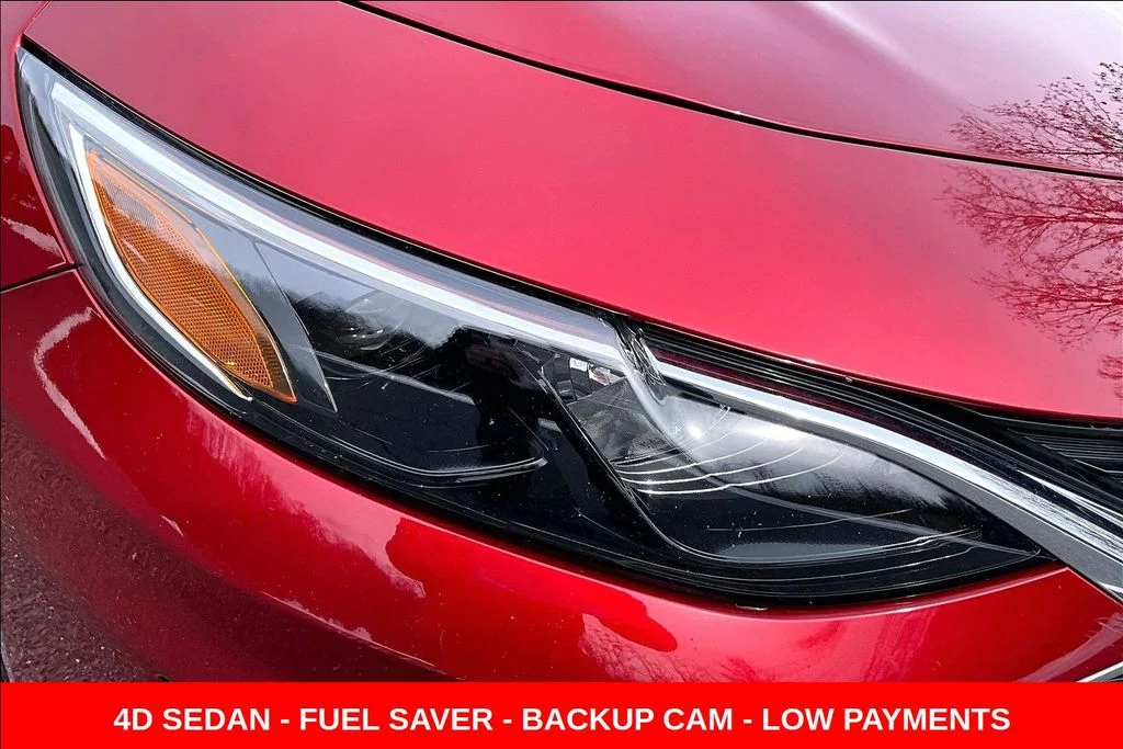 Used 2024 Red Chevrolet LT image 30