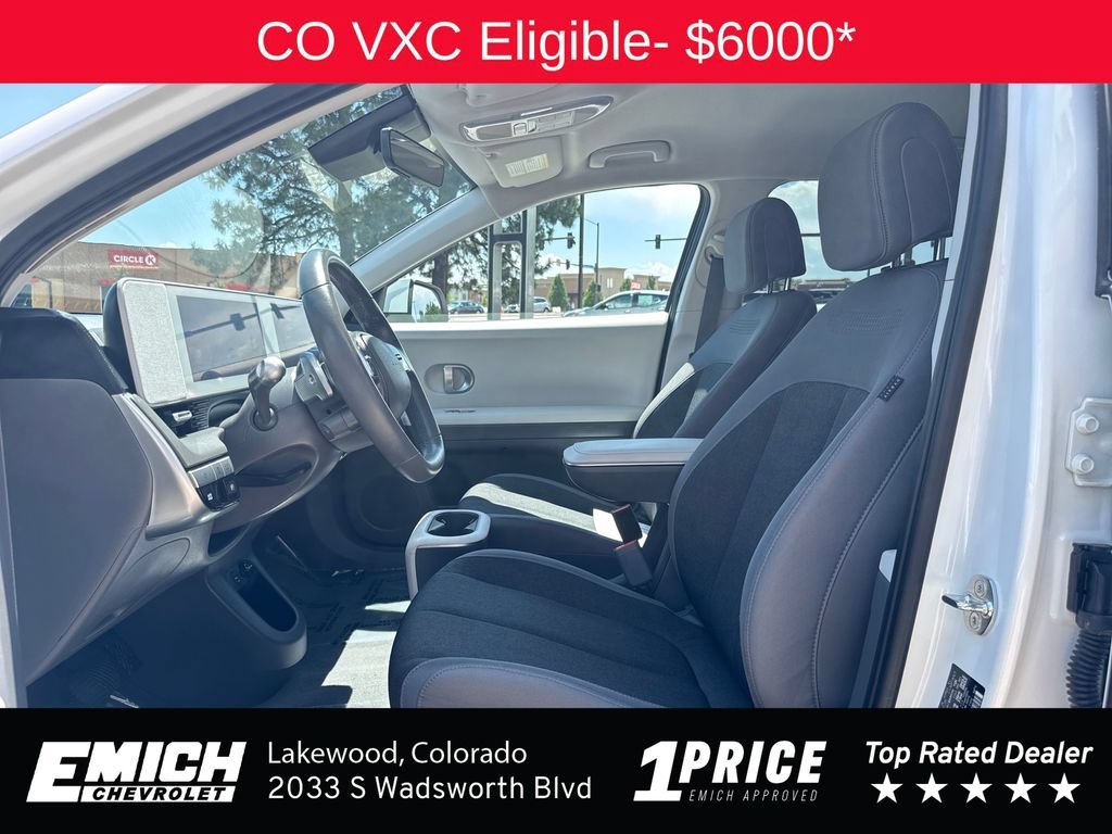 Used 2024 Atlas White Hyundai SEL image 9
