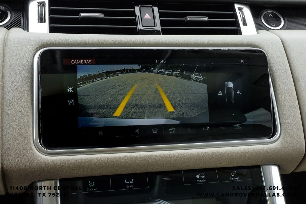 Used 2019 Silver Land Rover HSE image 27