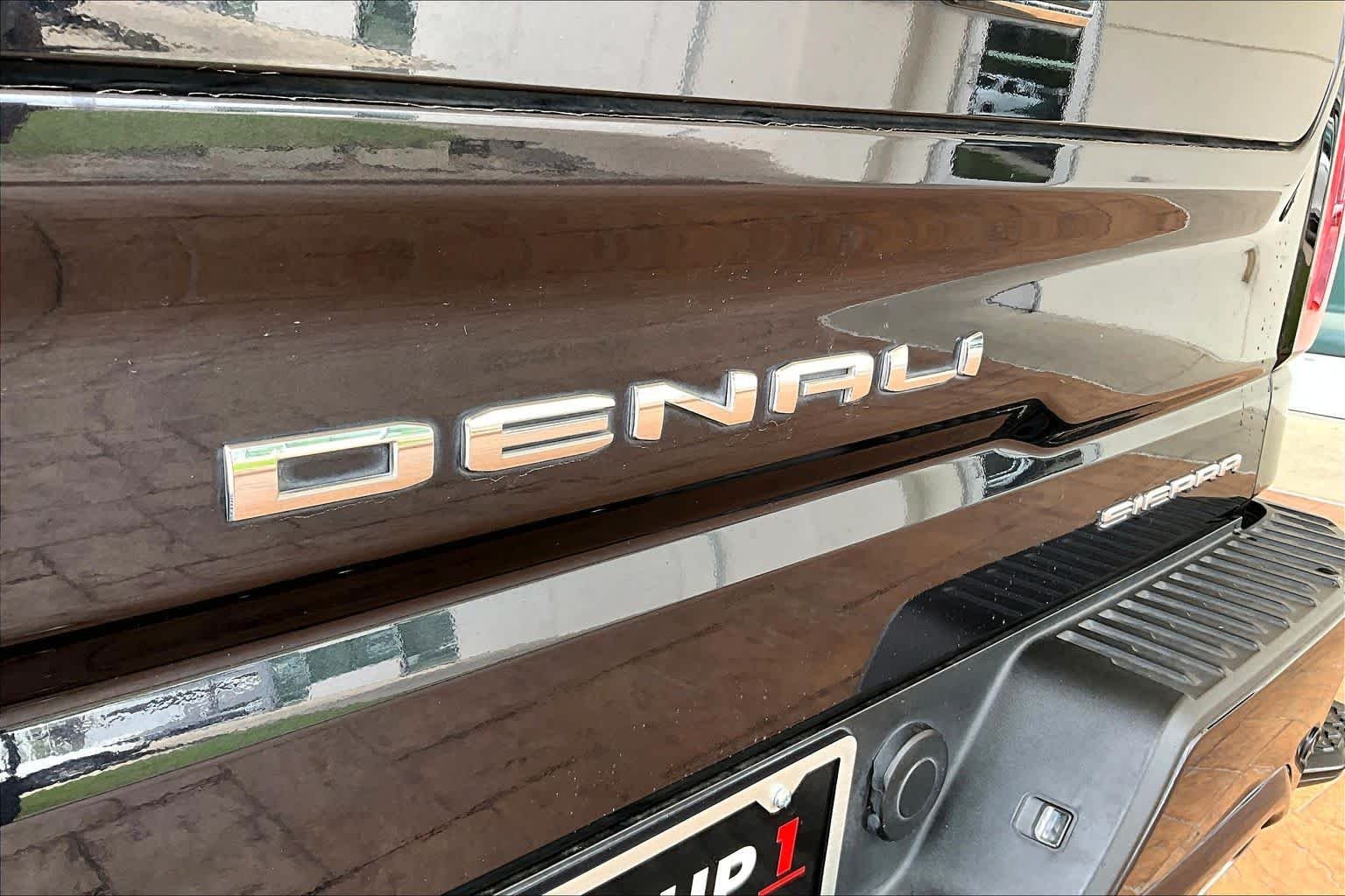 Used 2024 Titanium Rush Metallic GMC Denali Ultimate image 9