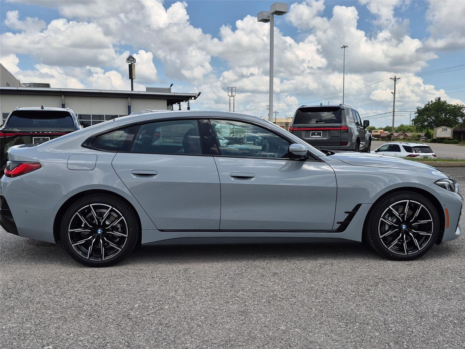 New 2026 Brooklyn Grey Metallic BMW xDrive40 image 6