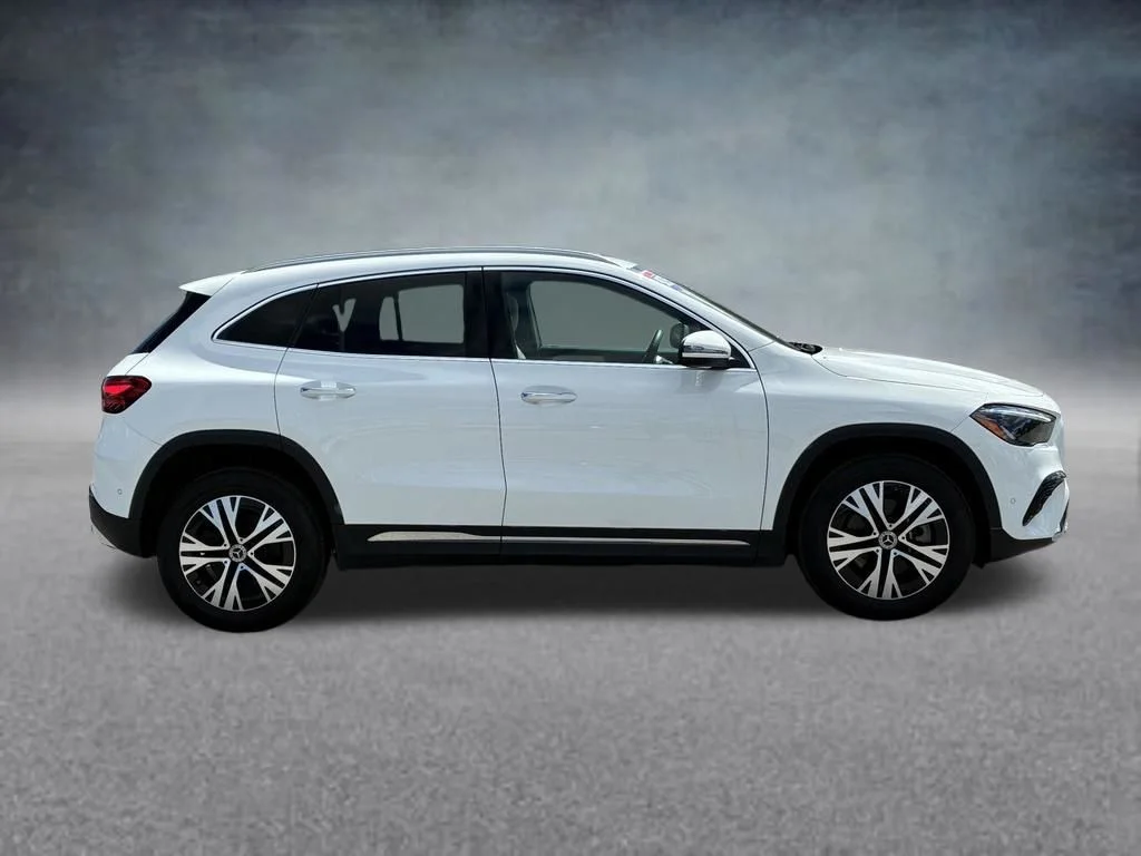 Used 2025 White Mercedes-Benz GLA 250 image 6
