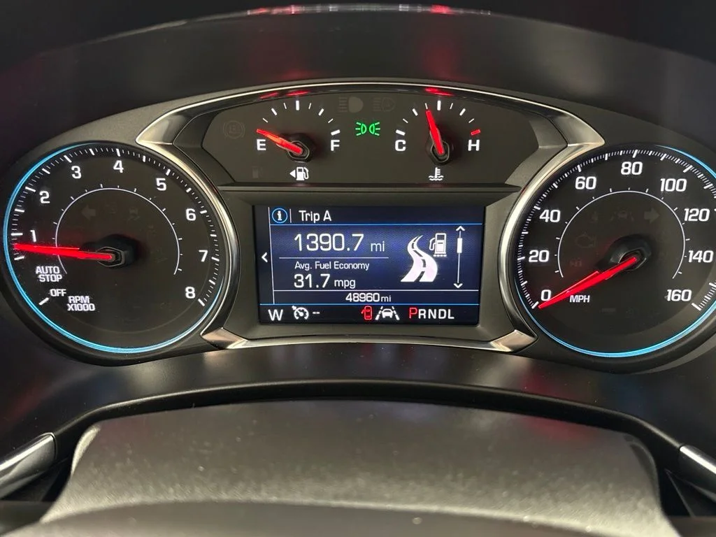 Used 2023 Gray Chevrolet LT image 29
