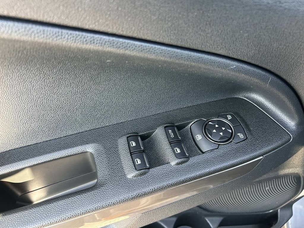 Certified Used 2021 Smoke Metallic Ford SE image 27