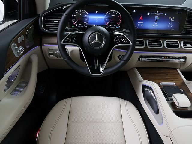New 2026 Polar White Mercedes-Benz GLE 450 image 15