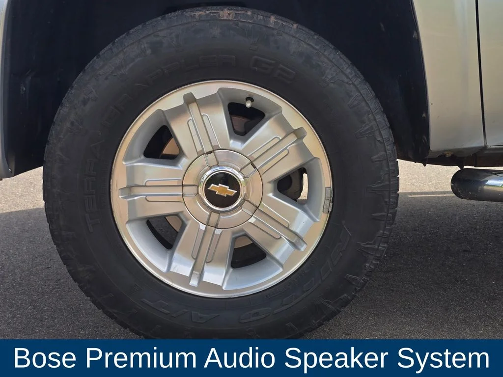 Used 2013 Silver Chevrolet LTZ image 10