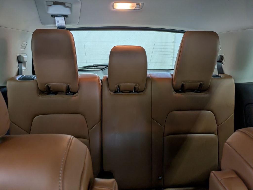 Used 2024 Black Nissan Platinum image 19