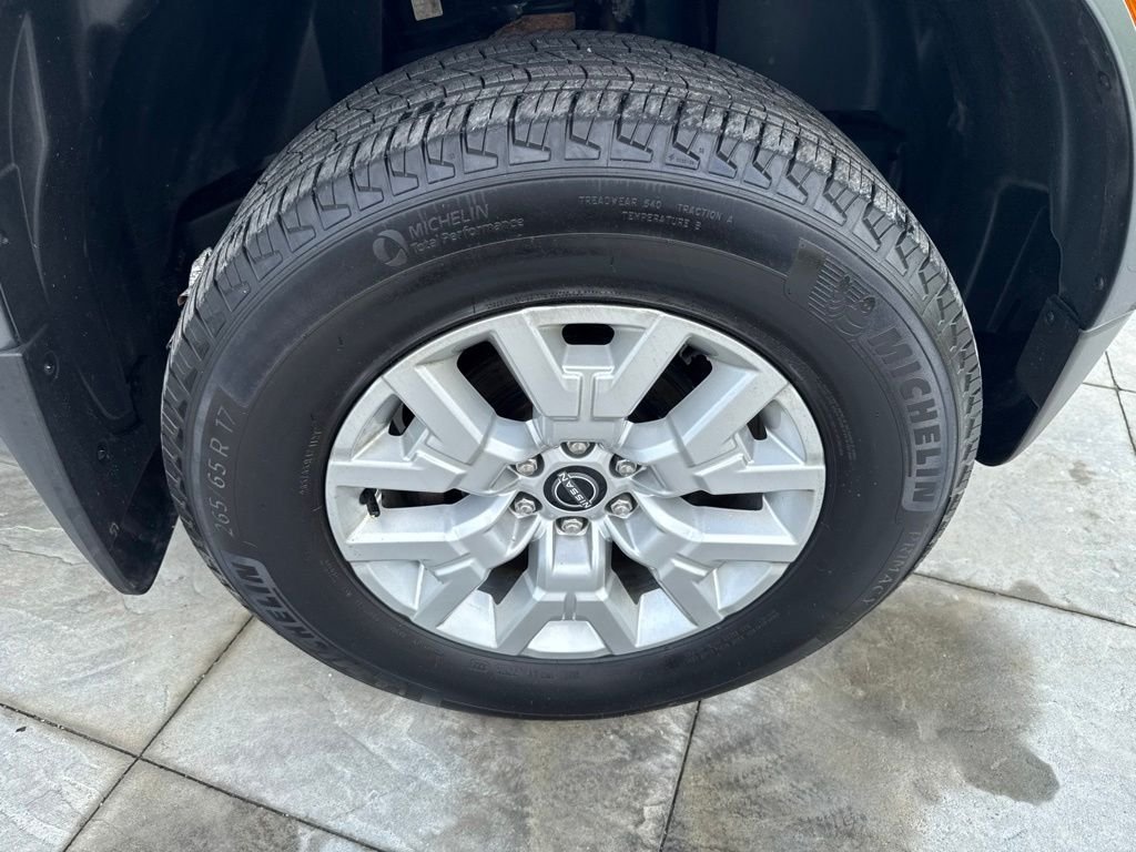 2024 Nissan Frontier SV - Photo 13
