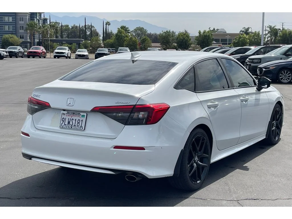 Used 2022 Platinum White Pearl Honda Sport image 6