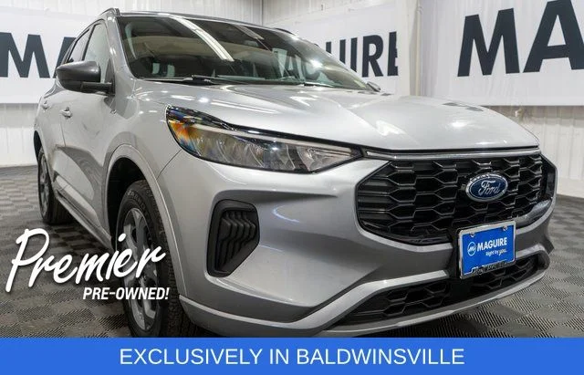 Used 2024 Silver Ford ST-Line image 4