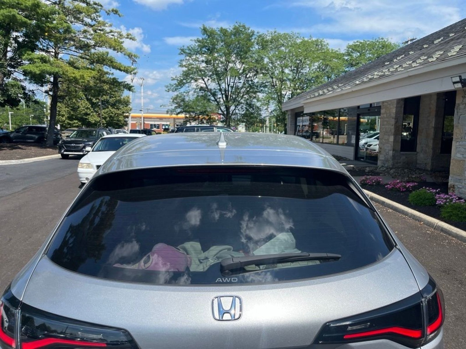 Certified Used 2025 Lunar Silver Metallic Honda EX-L image 7